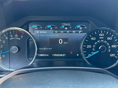 Used 2016 Ford F150 Lariat AWD/4WD image 15