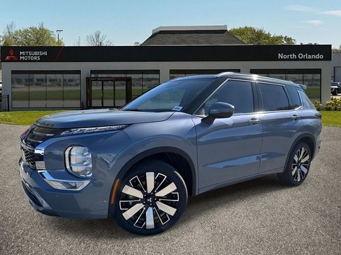 New 2026 Mitsubishi Outlander SEL image 1