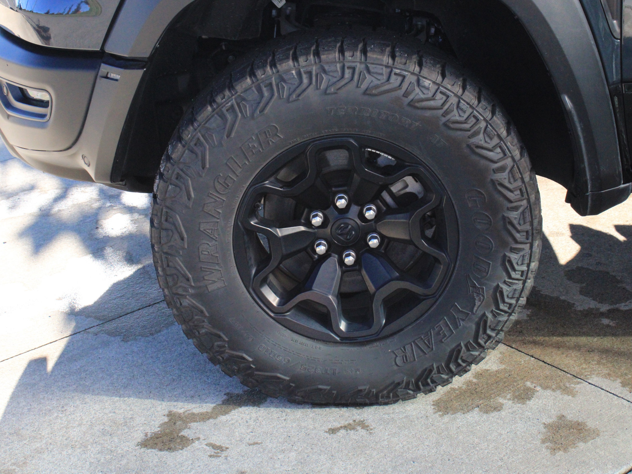 Used 2025 RAM 1500 RHO w/ Bed Utility Group AWD/4WD image 12