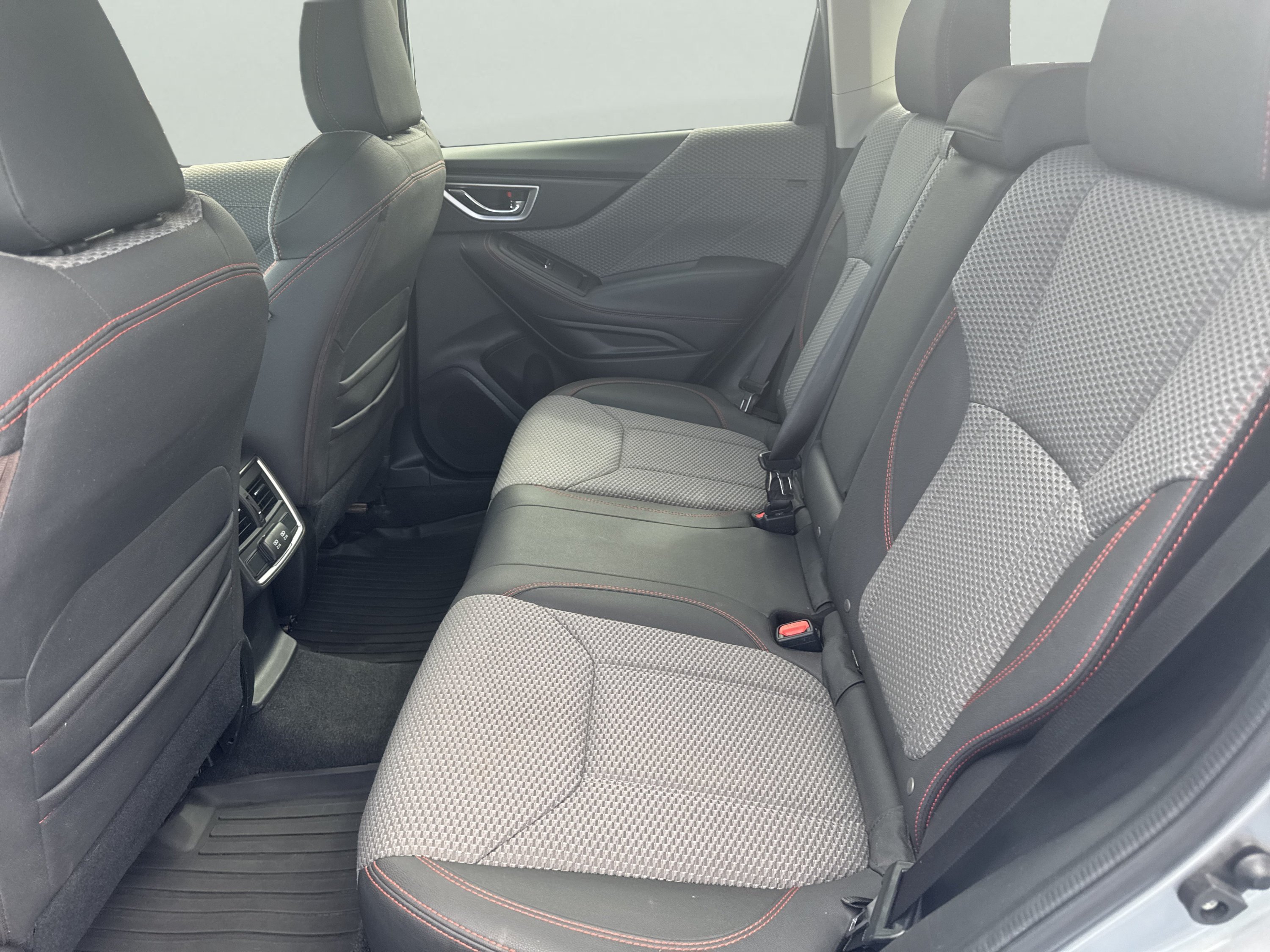 Used 2020 Subaru Forester Sport AWD/4WD image 18