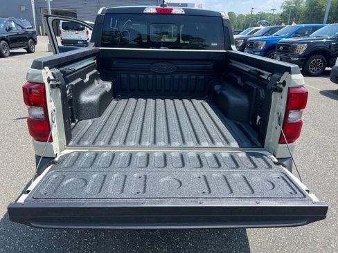 New 2025 Ford Maverick Lariat w/ Black Appearance Package image 29