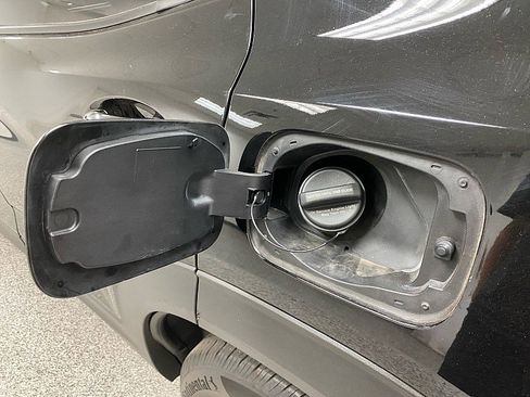 Used 2023 Chevrolet TrailBlazer LT image 28