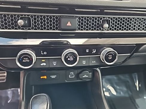 Used 2023 Honda Civic Sport image 18