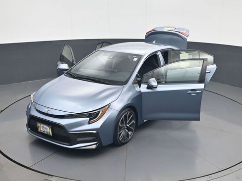 Used 2021 Toyota Corolla SE FWD image 30