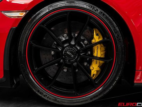 Used 2018 Porsche 911 GT3 RWD image 22
