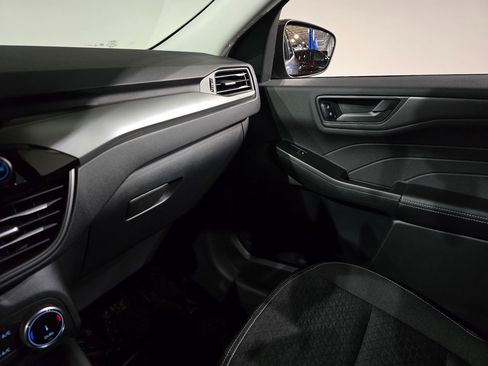 New 2025 Ford Escape Active w/ Cold Weather Package image 36