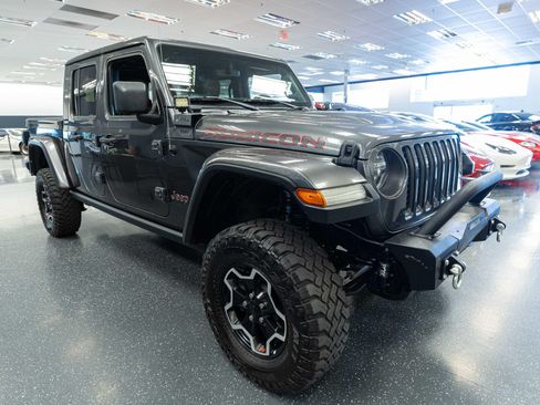 Used 2022 Jeep Gladiator Rubicon w/ LED Lighting Group AWD/4WD image 3