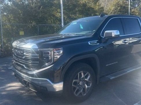 Used 2024 GMC Sierra 1500 SLT w/ SLT Premium Plus Package AWD/4WD image 1