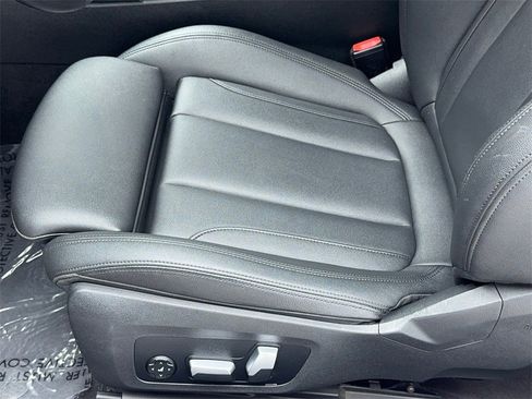 Used 2021 BMW 430i Convertible w/ Convenience Package image 46