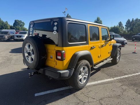 Used 2021 Jeep Wrangler Unlimited Sport AWD/4WD image 5