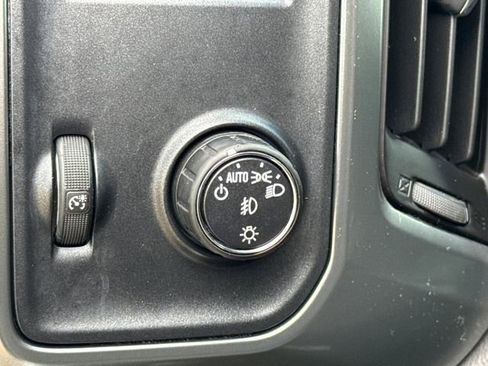 Used 2015 Chevrolet Silverado 1500 LT w/ Texas Edition, 1LT Trim image 21