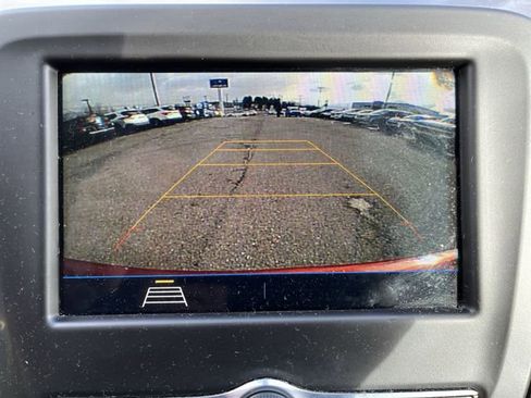 Used 2019 Chevrolet Equinox LT image 24