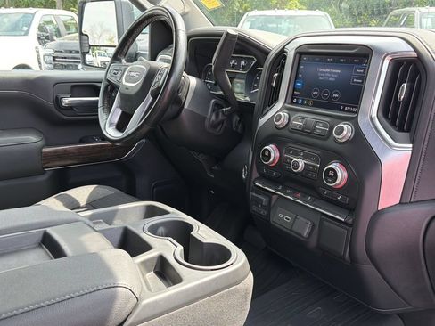 Used 2023 GMC Sierra 2500 SLE w/ SLE Value Package; AWD/4WD image 17