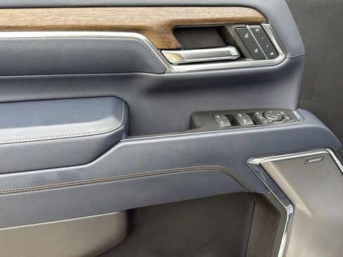 Used 2024 Chevrolet Silverado 3500 High Country w/ Technology Package image 12