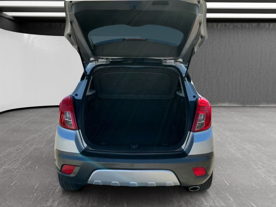 Used 2016 Buick Encore Convenience FWD image 20
