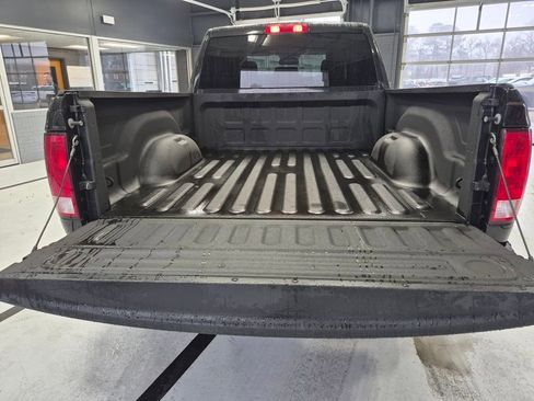 Used 2019 RAM 1500 Express w/ Express Value Package image 12