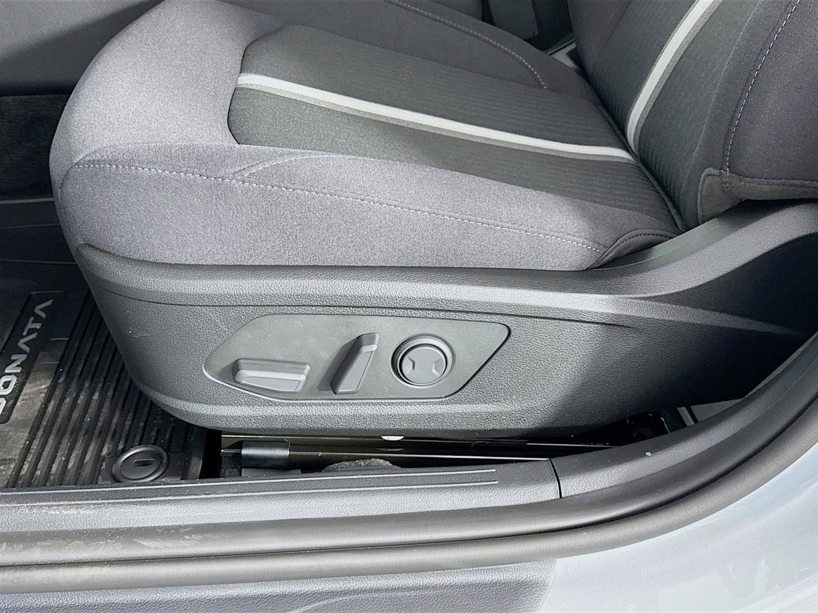 New 2026 Hyundai Sonata SEL FWD image 19
