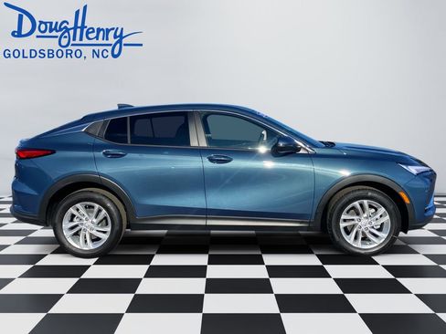 New 2026 Buick Envista Preferred image 6