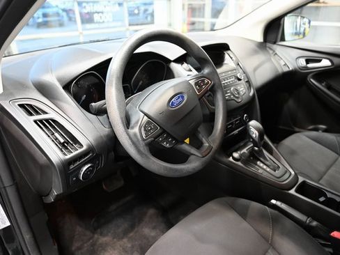 Used 2018 Ford Focus SE image 19
