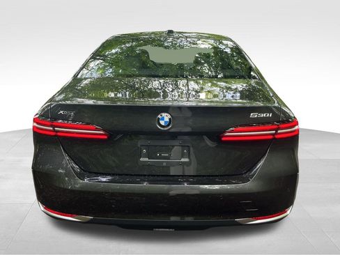 New 2024 BMW 530i xDrive w/ Premium Package AWD/4WD image 8