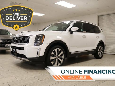 Used 2020 Kia Telluride S FWD image 1