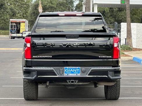 Used 2022 Chevrolet Silverado 1500 Custom w/ Safety Confidence Package RWD image 5