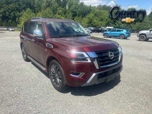 Used 2022 Nissan Armada Platinum w/ Captain's Chairs Package AWD/4WD image 1