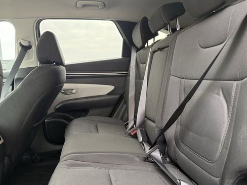 Used 2022 Hyundai Tucson SEL image 17