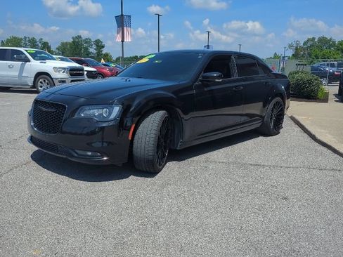 Certified 2023 Chrysler 300 S RWD image 5