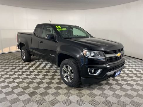 Used 2018 Chevrolet Colorado Z71 AWD/4WD image 24