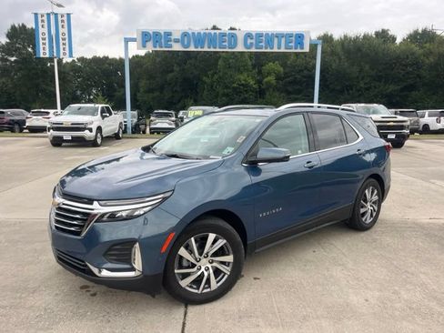 Used 2024 Chevrolet Equinox Premier FWD image 2