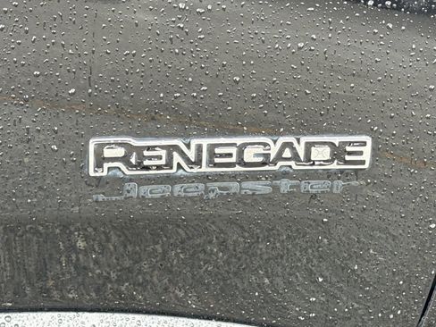 Used 2020 Jeep Renegade Sport FWD image 34