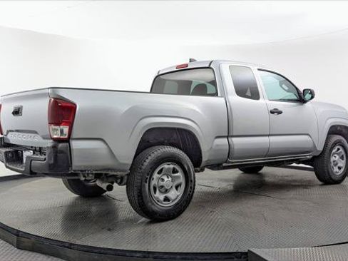 Used 2023 Toyota Tacoma SR RWD image 7