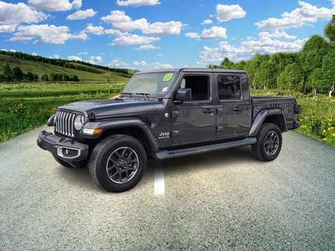 Certified 2020 Jeep Gladiator Overland AWD/4WD image 2