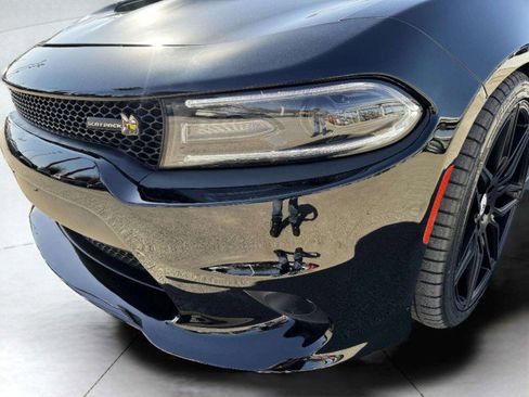 Used 2018 Dodge Charger R/T Scat Pack w/ Dynamics Package image 12