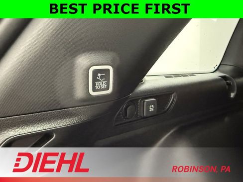 New 2025 Jeep Grand Cherokee Limited w/ Black Appearance Package image 11