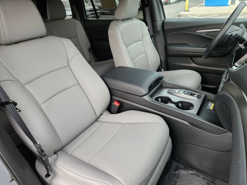 Certified 2025 Honda Passport EX-L image 13