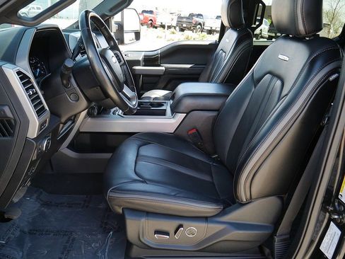 Used 2020 Ford F250 Platinum w/ FX4 Off-Road Package image 11