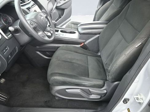 Used 2019 Nissan Murano S image 11