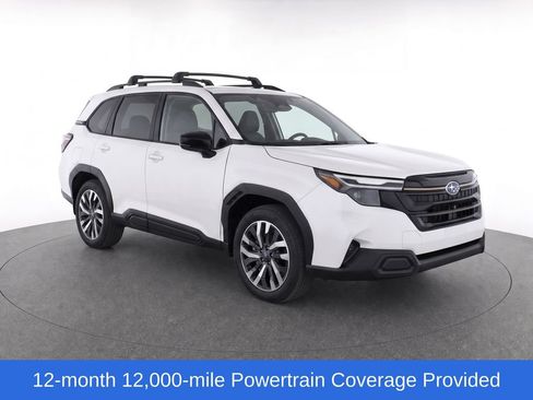 Used 2025 Subaru Forester Touring AWD/4WD image 2