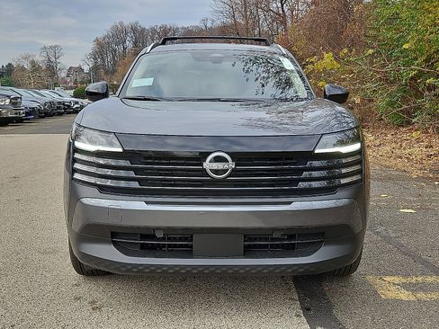 New 2026 Nissan Kicks SV image 2