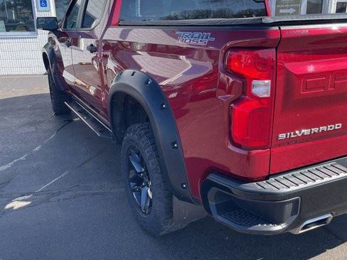 Used 2020 Chevrolet Silverado 1500 Custom Trail Boss w/ Custom Convenience Package image 2