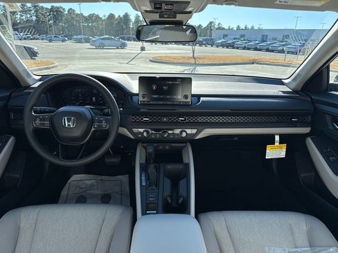 New 2025 Honda Accord SE image 14