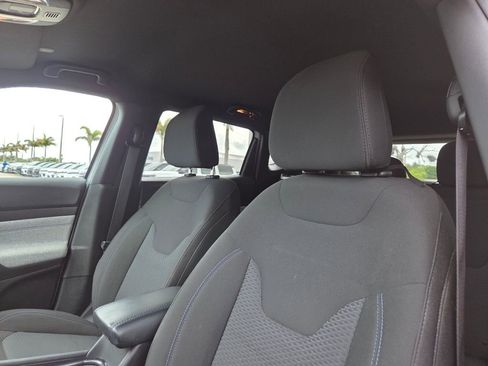 Used 2025 Jeep Compass Sport AWD/4WD image 26