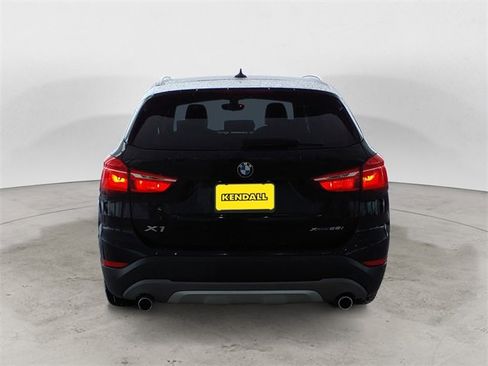 Used 2018 BMW X1 xDrive28i w/ Convenience Package image 4