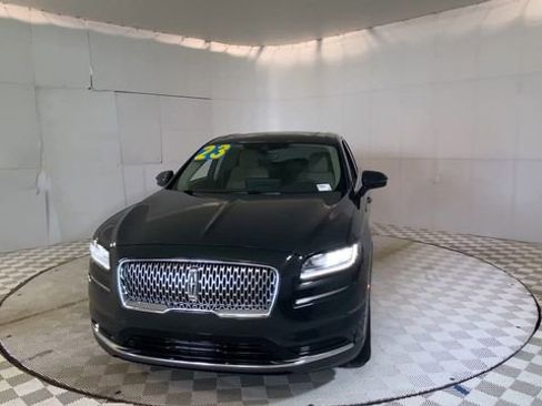 Used 2023 Lincoln Nautilus Reserve AWD/4WD image 6