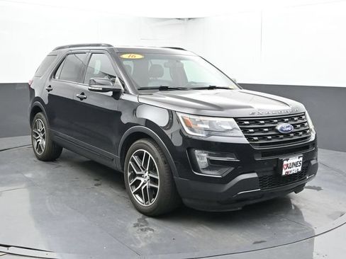 Used 2016 Ford Explorer Sport AWD/4WD image 5