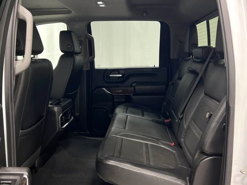Used 2023 GMC Sierra 3500 Denali w/ Technology Package AWD/4WD image 36