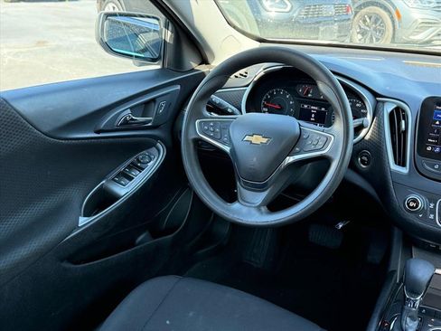 Used 2024 Chevrolet Malibu LT image 11