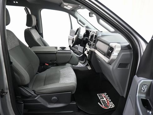 Used 2023 Ford F150 XLT image 12